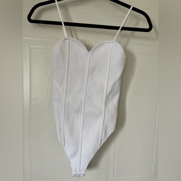 Zara ribbed bodysuit - Picture 1 of 7